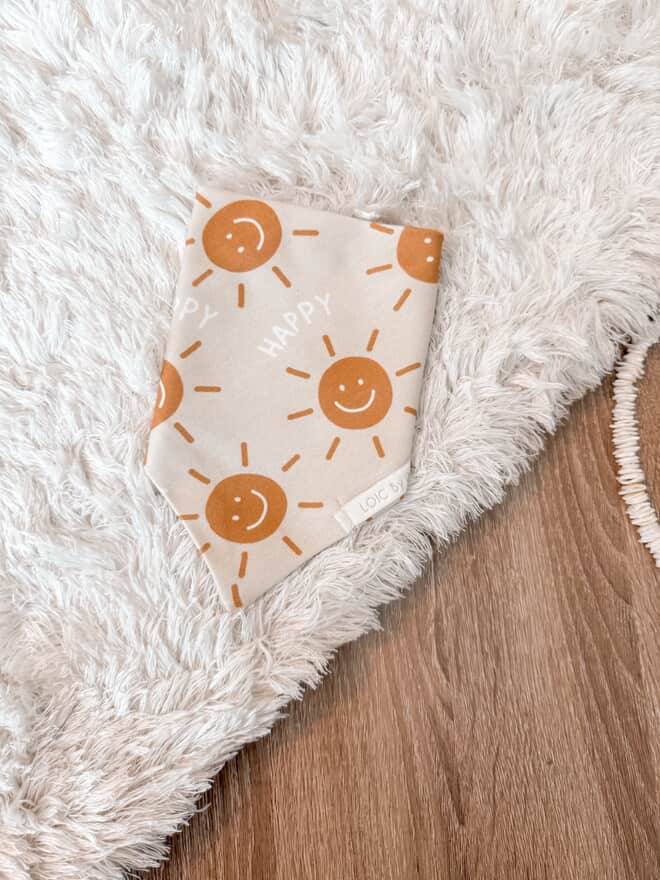 "𝘚𝘶𝘯 𝘒𝘪𝘴𝘴𝘦𝘥" Bandana - Coast Side Collection