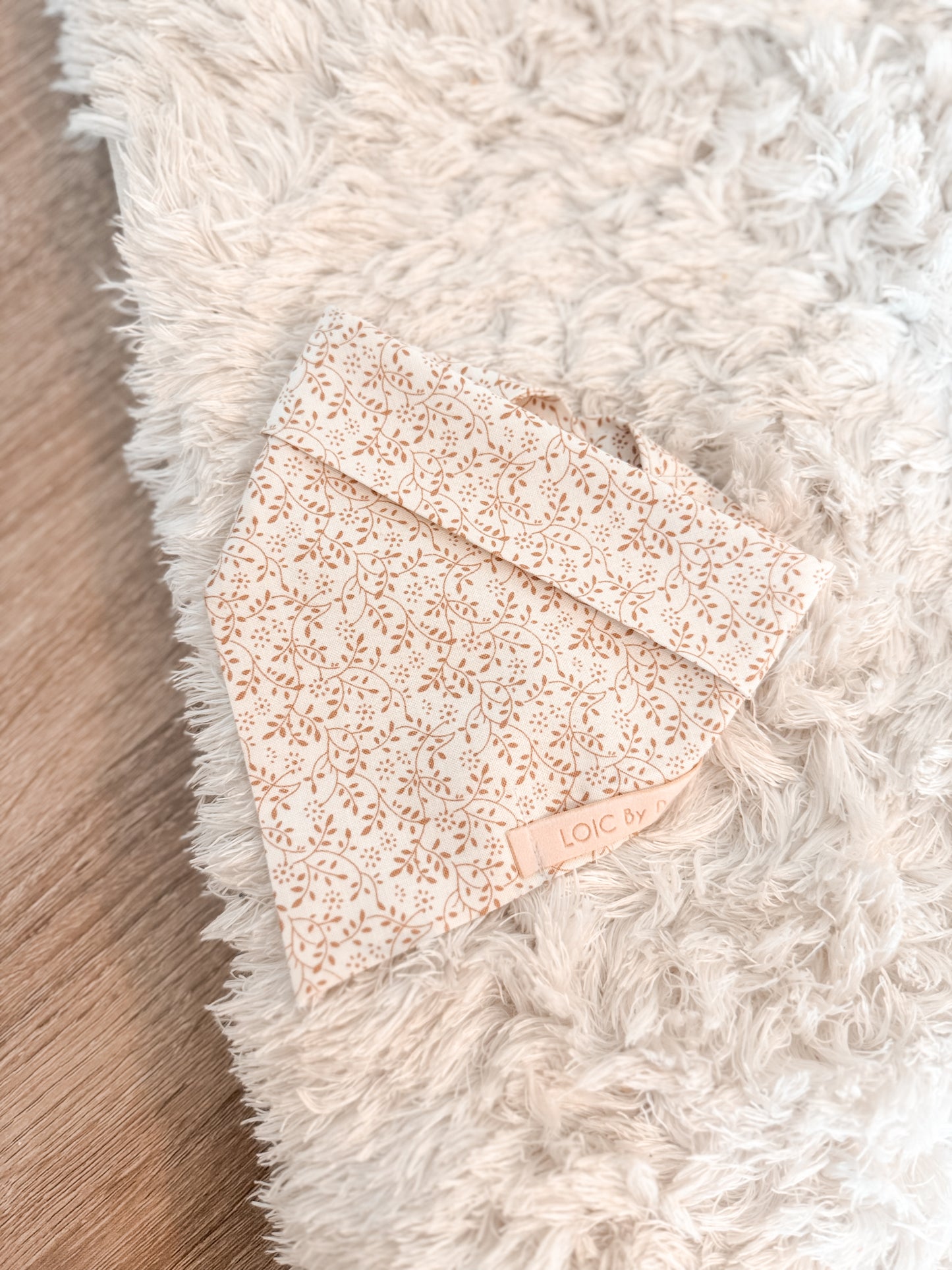 "𝑊𝑖𝑛𝑡𝑒𝑟 𝐹𝑟𝑜𝑠𝑡” bandana